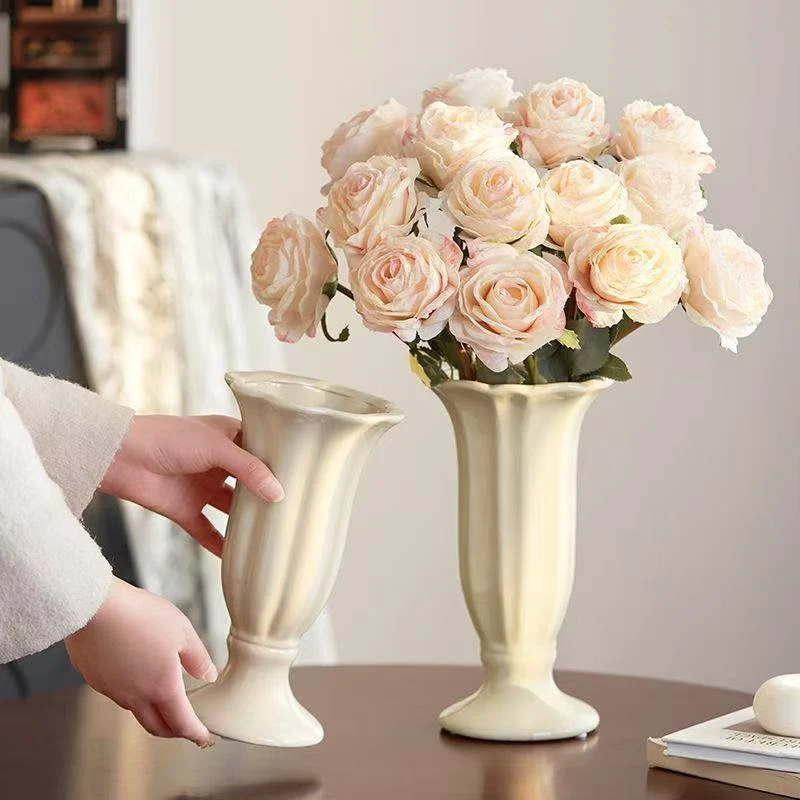 Elegante Florale Keramikvase