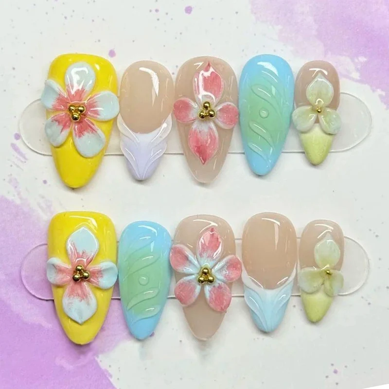 Blumenverzierte Press-On Nagelset