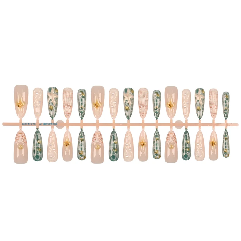 Kreatives Press-On Nagelkunst Set
