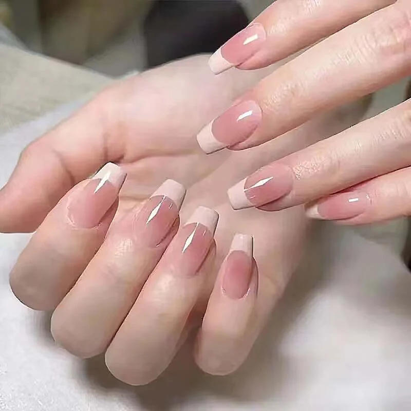 Elegantes französisches Tipp-Acryl-Nagelset