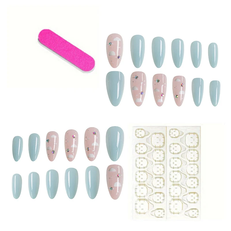 Künstlerisches Cloud-Themen Press-On Nail Set