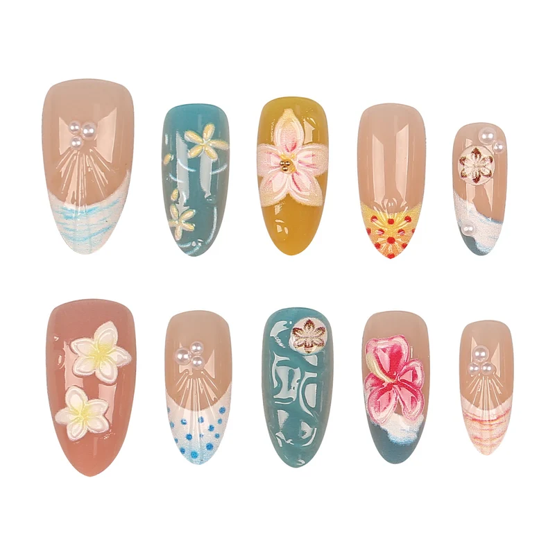 Künstlerisch gestaltete Nagelspitzen