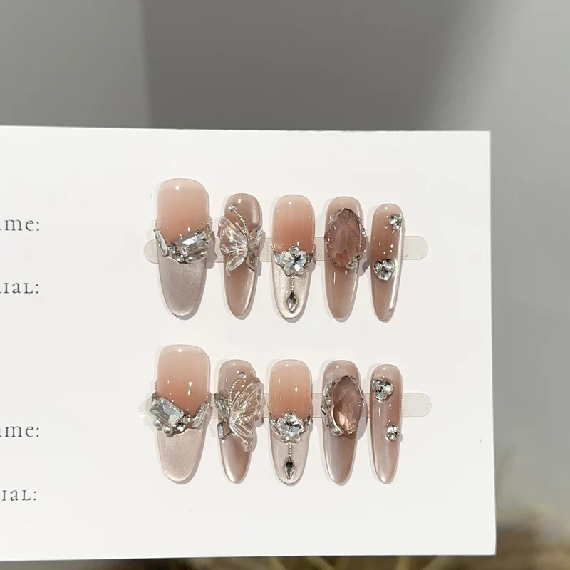 Dekoratives Langanhaltendes Press-On Nagelset