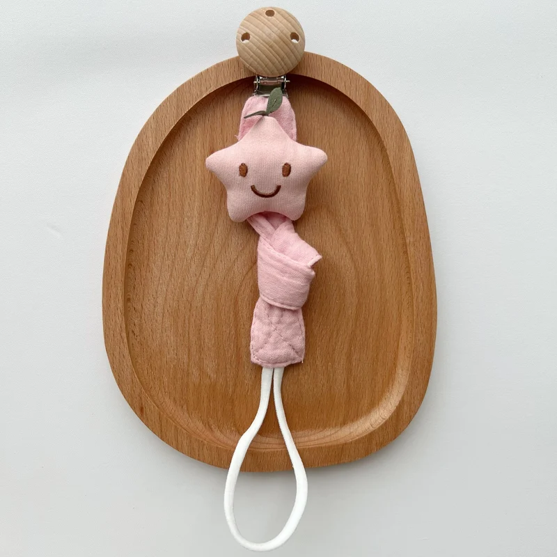 Holzclip Fuchs Plüsch Schnullerhalter mit geknotetem Musselinstreifen