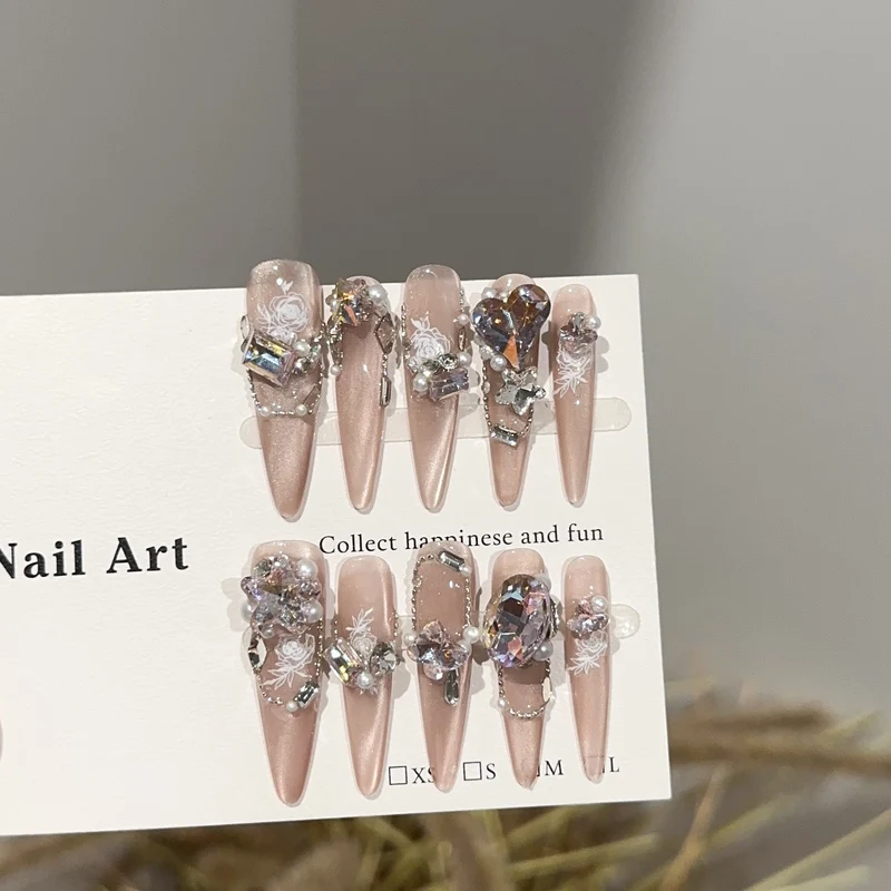 Dekoratives und elegantes Druck-Nagelkunst-Set