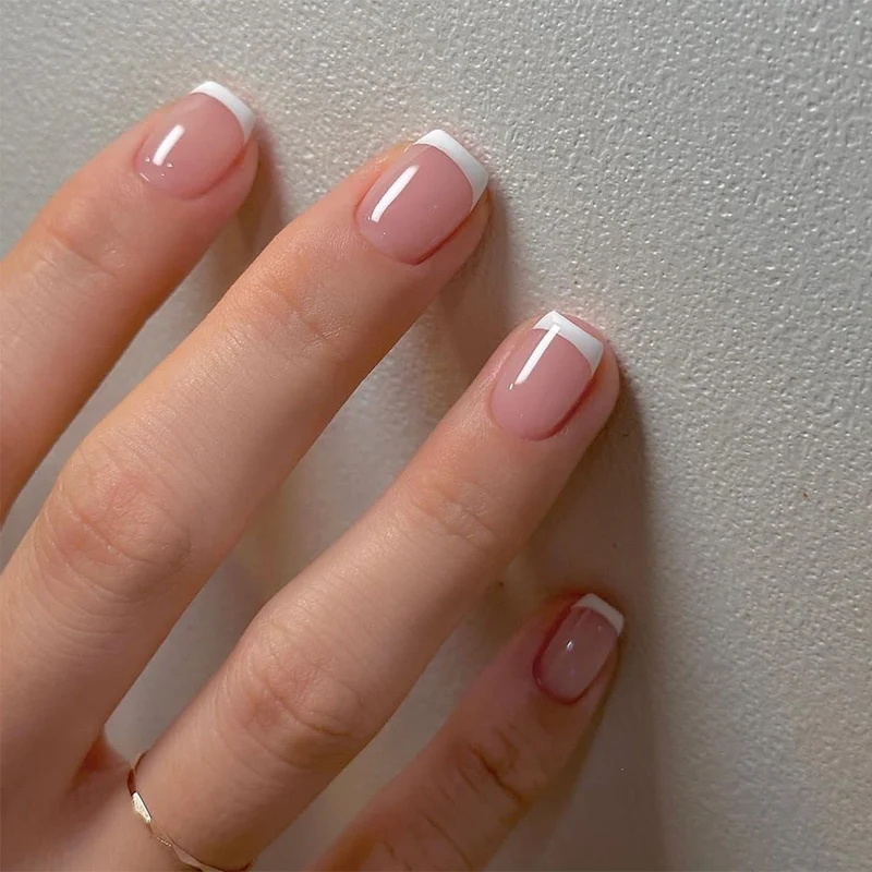 Künstliche Kunstnägel mit elegantem Ombre-Design Karnz