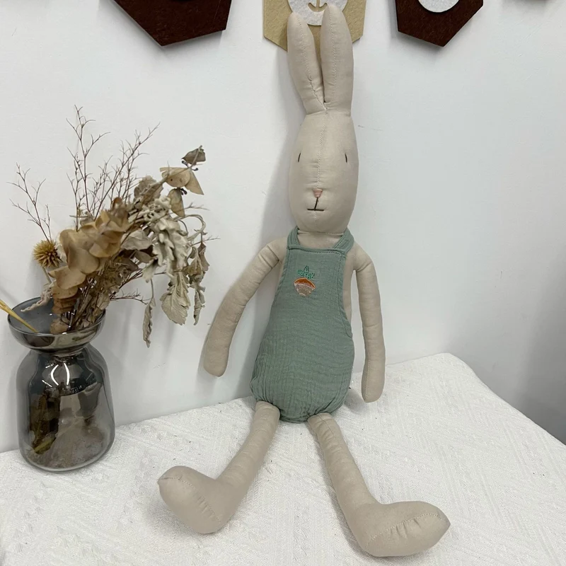 Weiche Leinenhase Puppe Paar mit abnehmbaren vintage-inspirierten Outfits