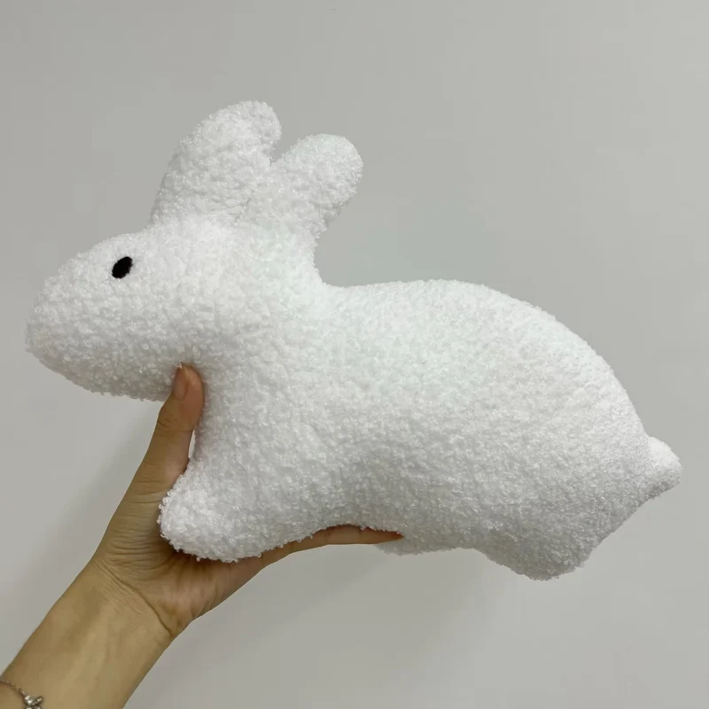 Weiche Leinenhase Puppe Paar mit abnehmbaren vintage-inspirierten Outfits