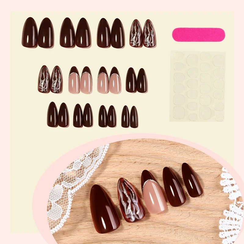 Kunstnagelset mit elegantem Design und 3D-Details Karnz