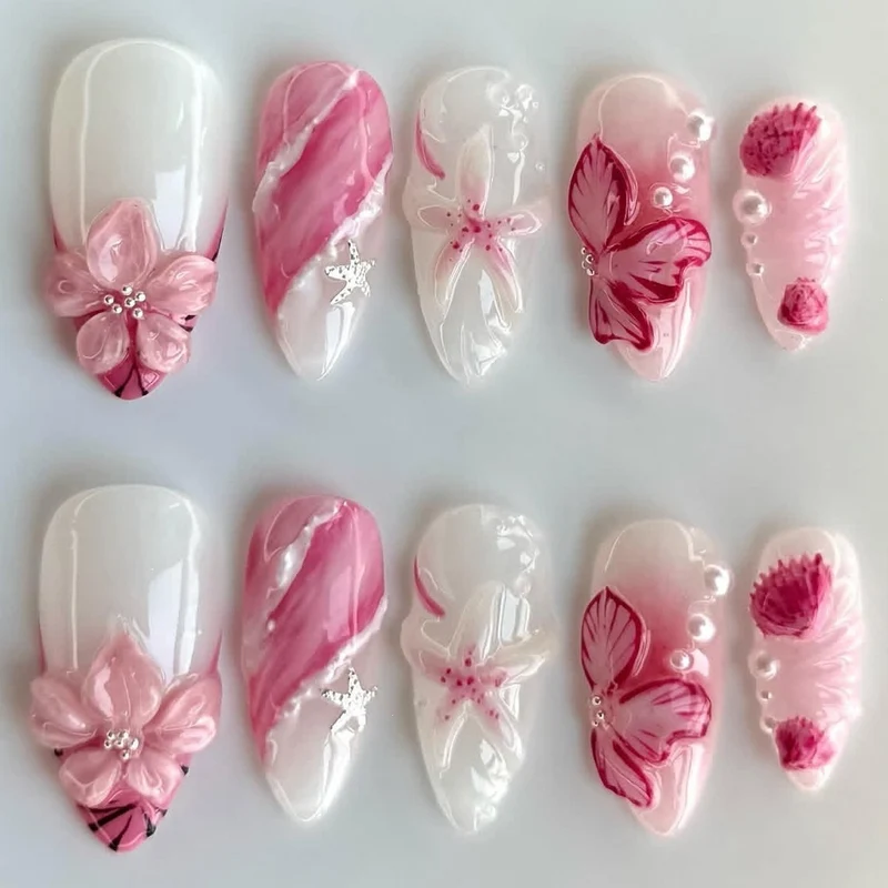 Kunstnagelset mit elegantem Blumen- und Glitzermuster Karnz