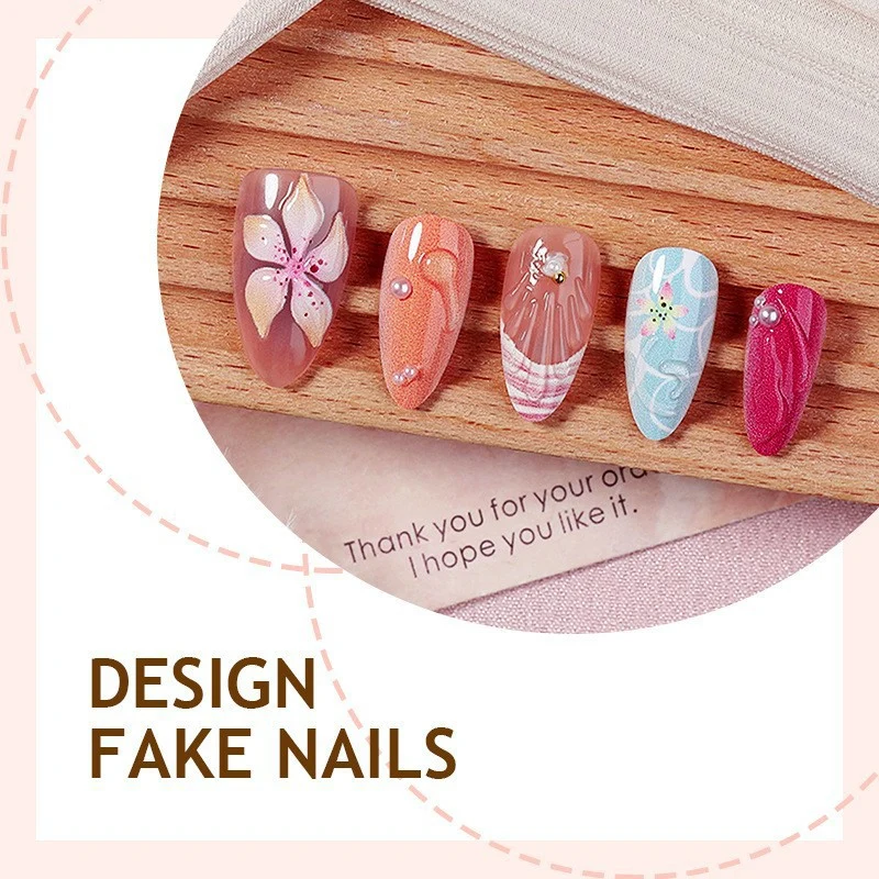 Kunstnagelset mit einzigartigen floralen und maritimen Designs Karnz