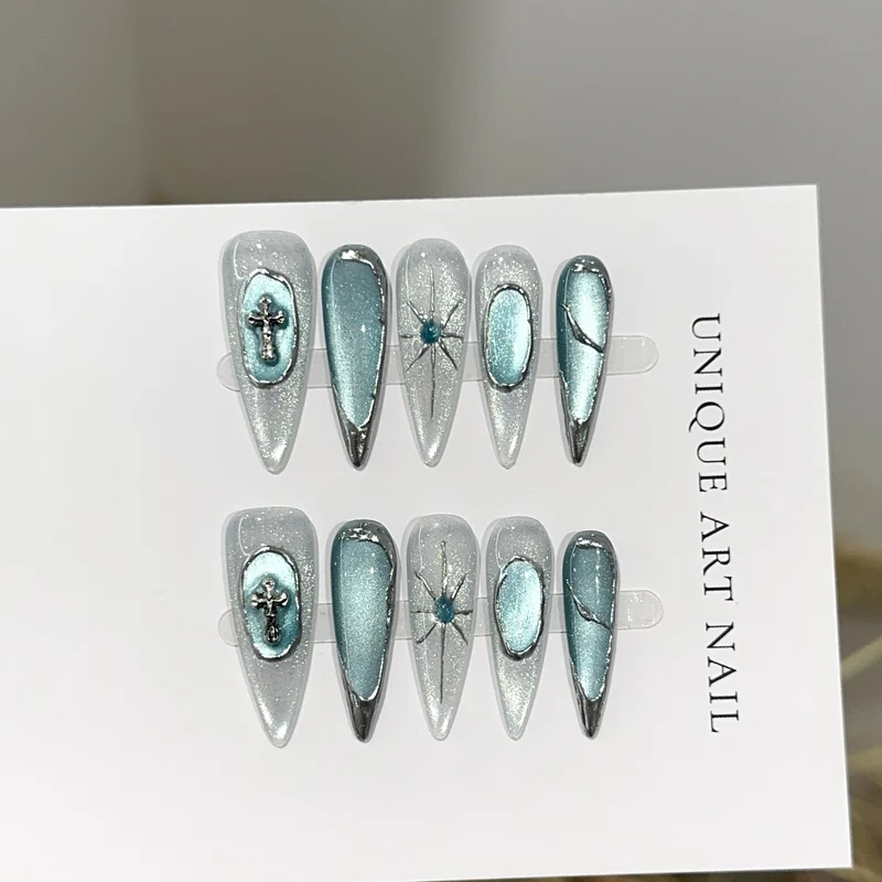 Künstlerisch Themen Press-On Nagelset mit einzigartigen Designs