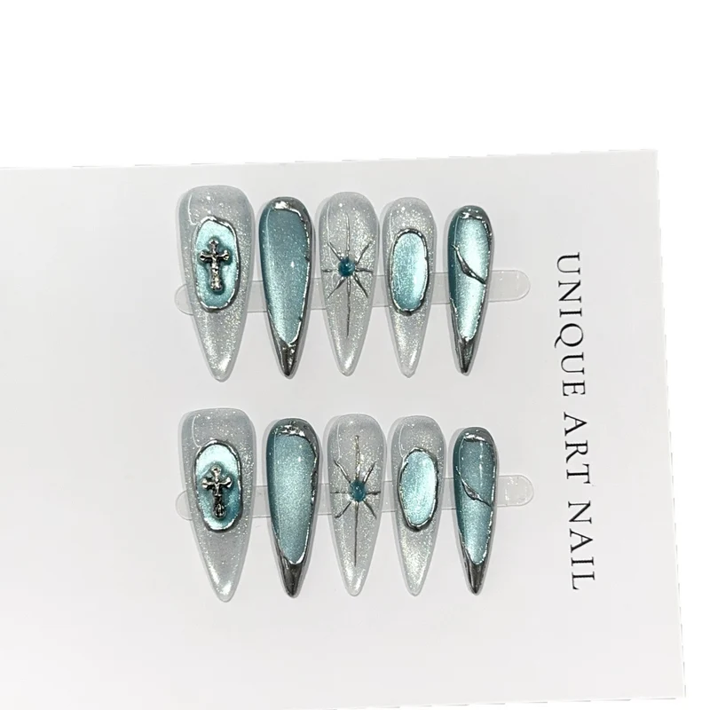 Künstlerisch Themen Press-On Nagelset mit einzigartigen Designs