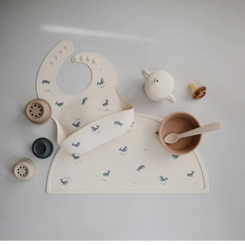 Silikon-Saugmatte mit Waldruck für die Babynahrung