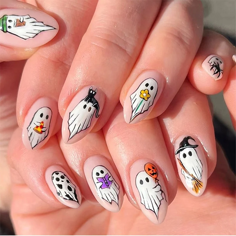 Kreatives Kunstnagelset mit Halloween-Motiven Karnz