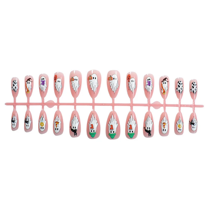 Kreatives Kunstnagelset mit Halloween-Motiven Karnz