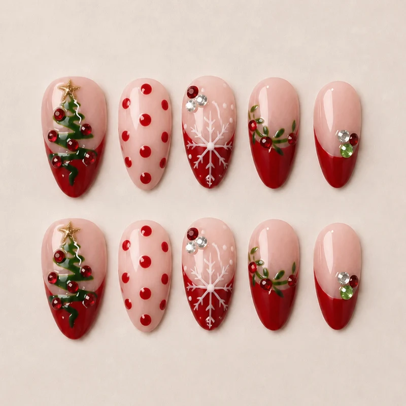 Festliche Kunstnägel mit Weihnachtsmotiven Karnz