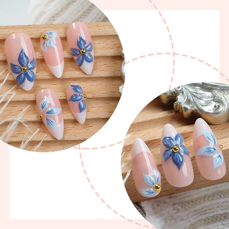 Kreatives Kunstnagelset mit floralen 3D-Designs Karnz