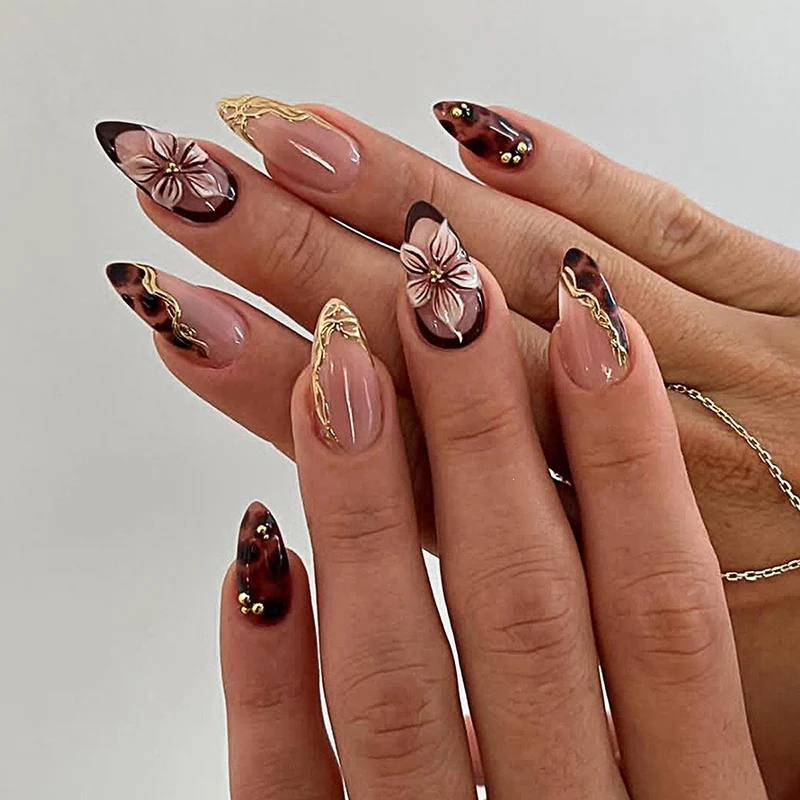 Exquisite Kunstnagel-Kollektion Karnz