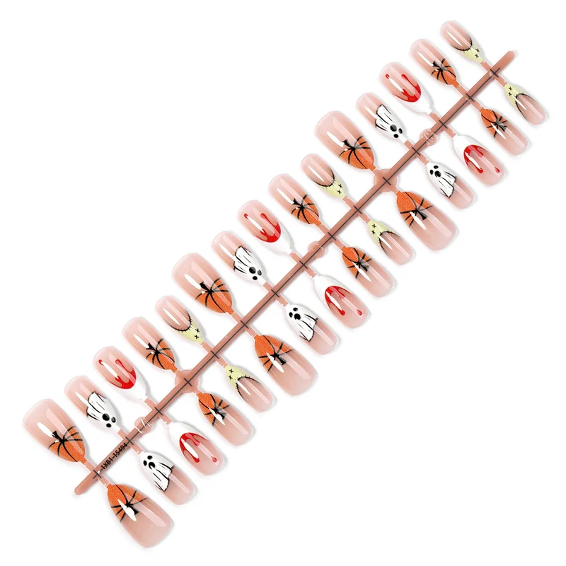 Kreatives Kunstnagelset mit Basketball-Design Karnz