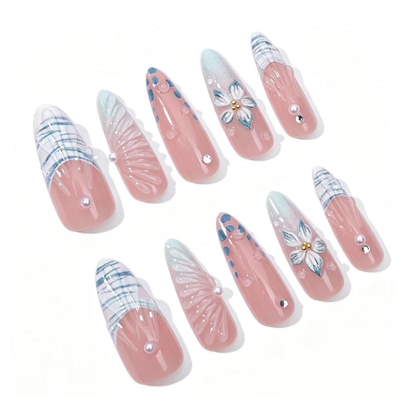 Kreatives Kunstnagelset Karnz