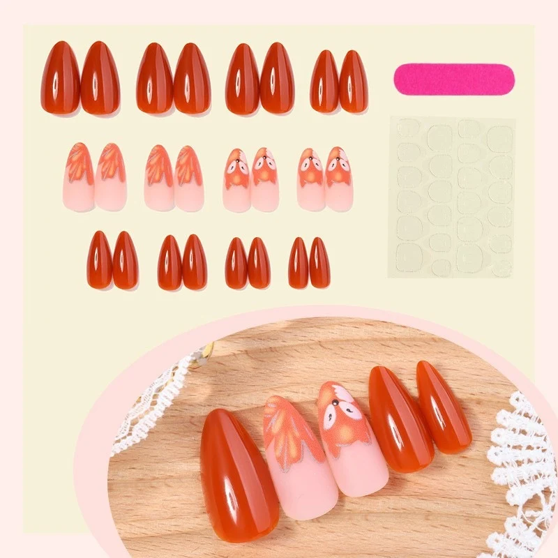 Kreative Kunstnagelkollektion Karnz