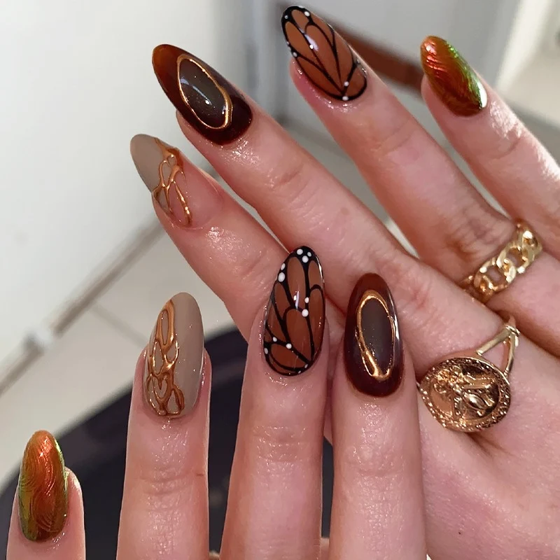 Elegante Kunstnägel Set von Karnz