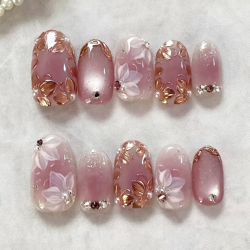 Dekorative florale Akzent Press-On Nagelset
