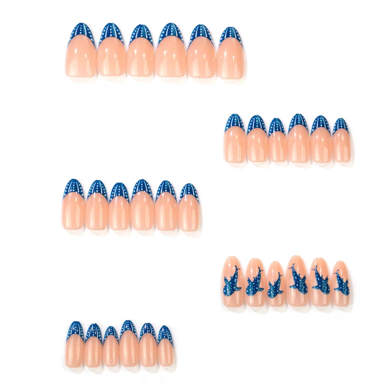 Künstlerisches Press-On Nagelset mit marinem Leben Design