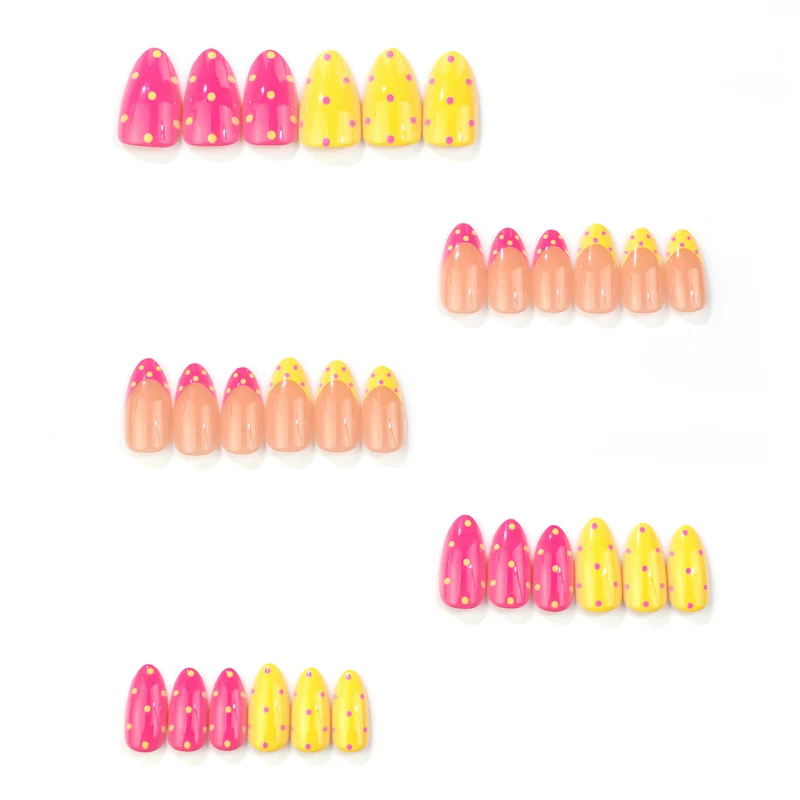 Dekorativer Press-On Nagelkunstset mit manuellen Designs