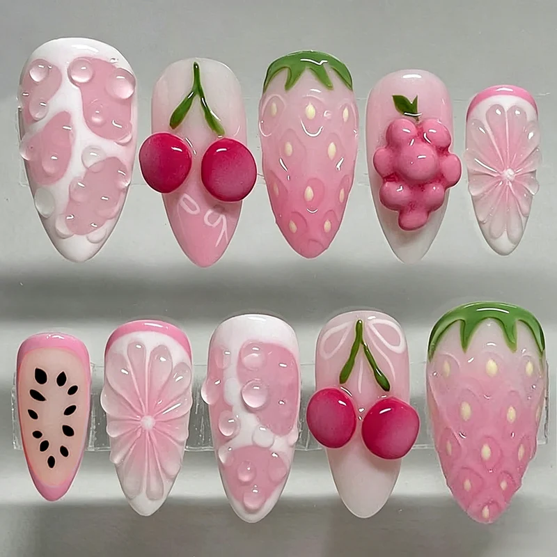 Dekorative Nagelkunst