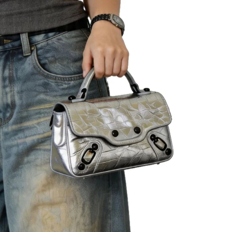 Mini Texturiertes Top-Handle Umhängetasche