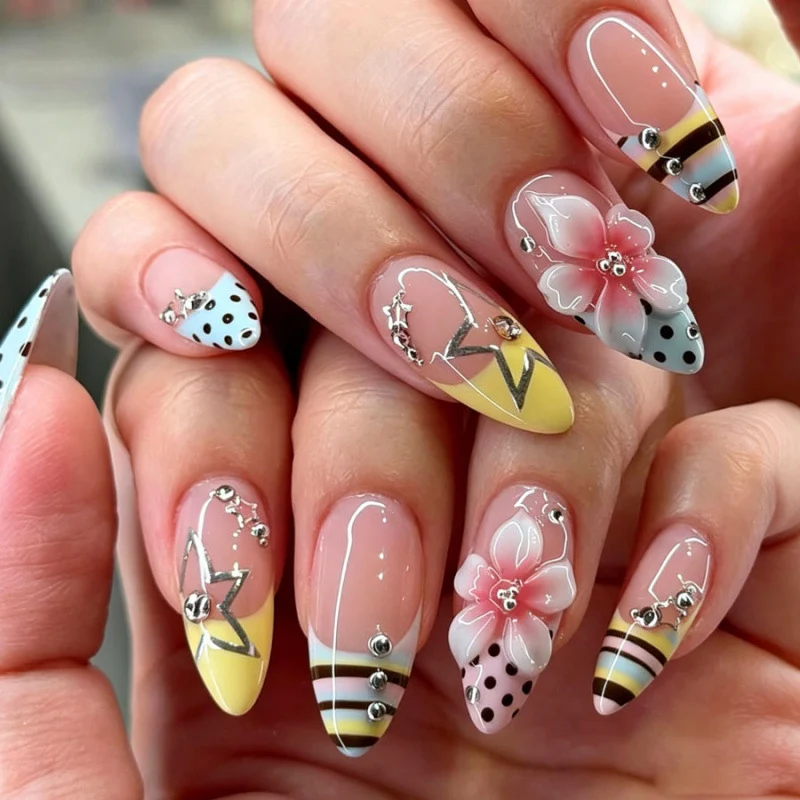 Dekorative Nagelkunst