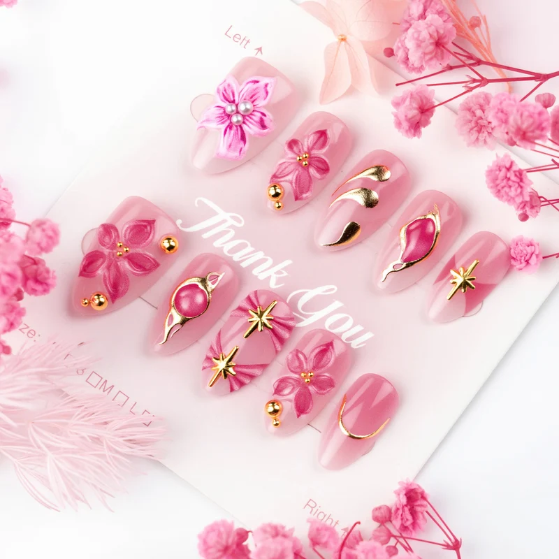 Künstlerisches Luxus Floral Press-On Nagelset