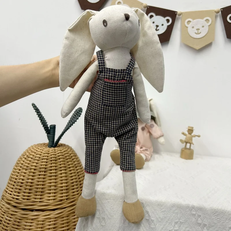 Handgefertigte Leinenhase-Rag Doll mit langen Ohren und Gingham-Kleid
