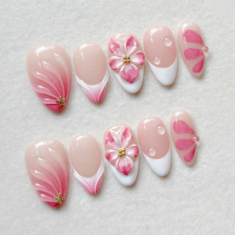 Künstlerisches Floral Press-On Nagelset 1790738582