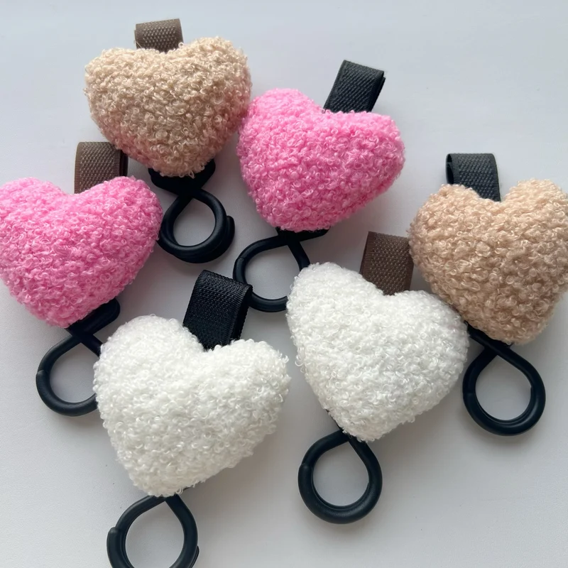 Plüsch Herz Taschenanhänger Schlüsselring mit Stoffschlaufe und Gummi O-Ring
