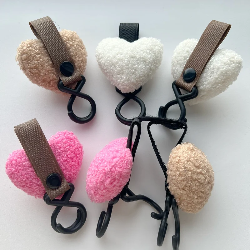 Plüsch Herz Taschenanhänger Schlüsselring mit Stoffschlaufe und Gummi O-Ring