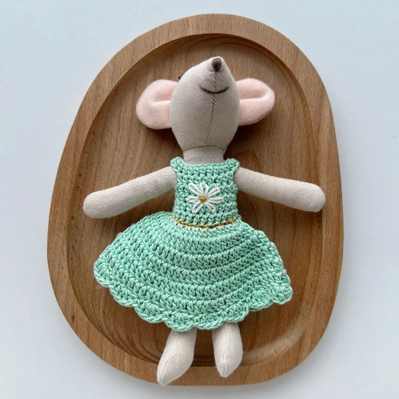 Handgenähte Leinenmaus Puppe