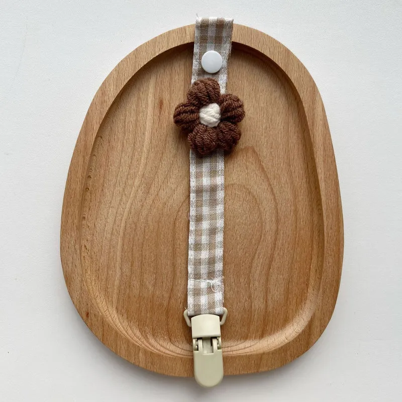 Gingham Leinen-Stil Häkelblumen Schnuller und Beißring Clip
