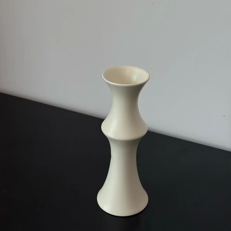 Skulpturale Keramikvase