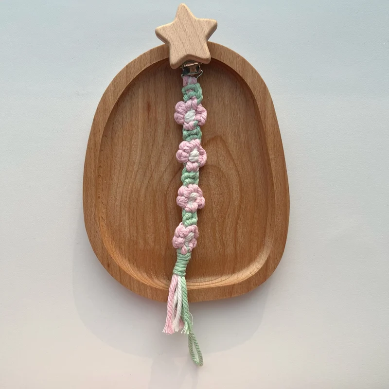 Baumwolle Häkelblumen Schnuller und Beißring Clip mit Holz Herz Sicherheitsclip