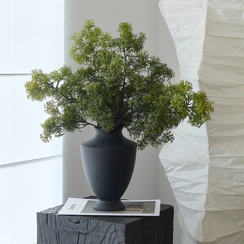 Elegante moderne Keramikvase