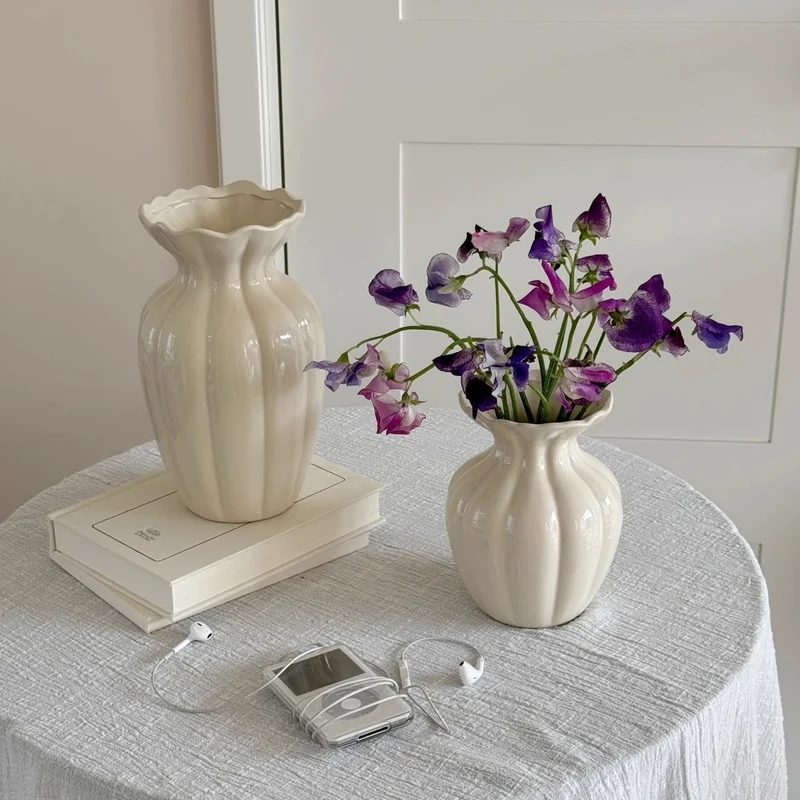 Elegante Glockenform Keramikvase