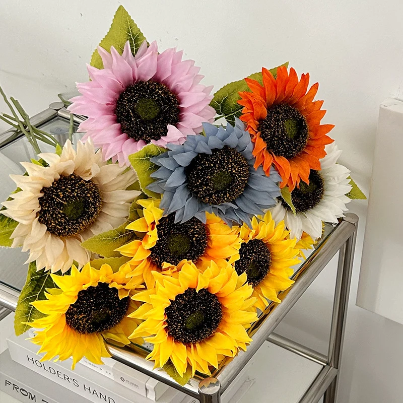 Dekorative Sonnenblumenarrangement
