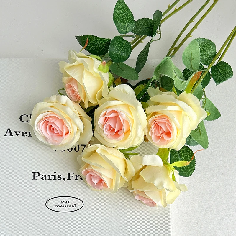 Künstlicher Blumenstrauß