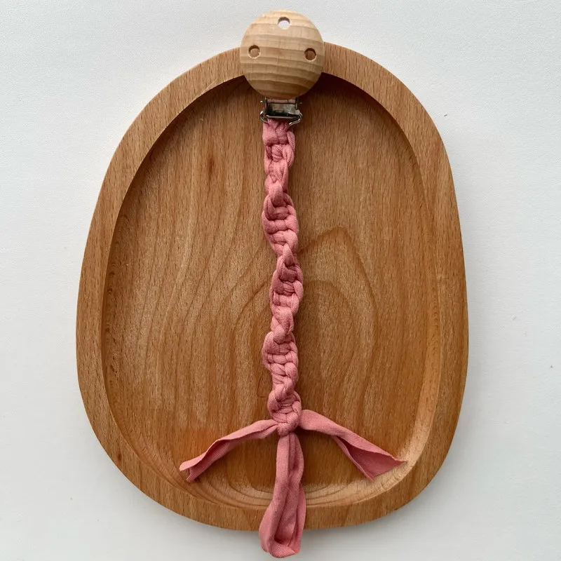 Geflochtene Baumwoll-Schnullerkette mit Holzsicherheitsklemme
