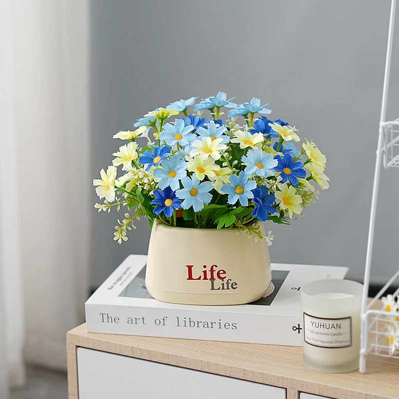 Dekorativer Blumenstrauß