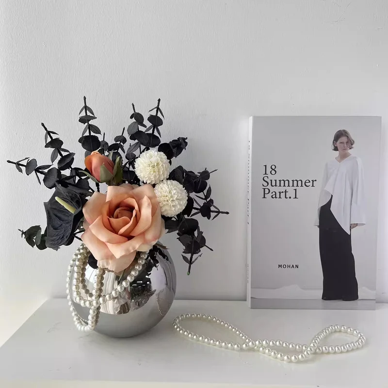 Dekorative florale skulpturale Anordnung für die Heimpräsentation