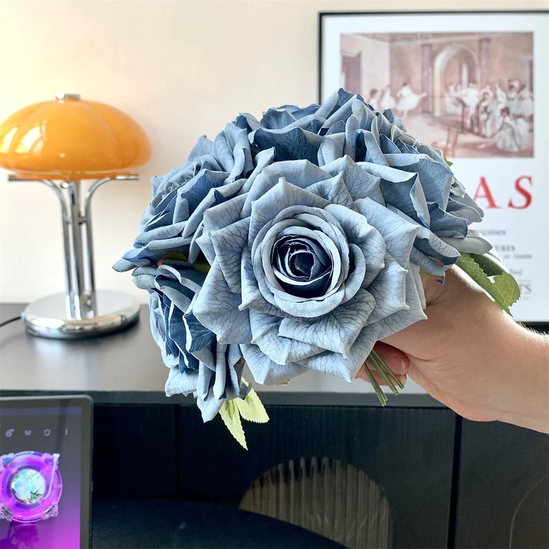 Elegantes Seidenblumenbouquet